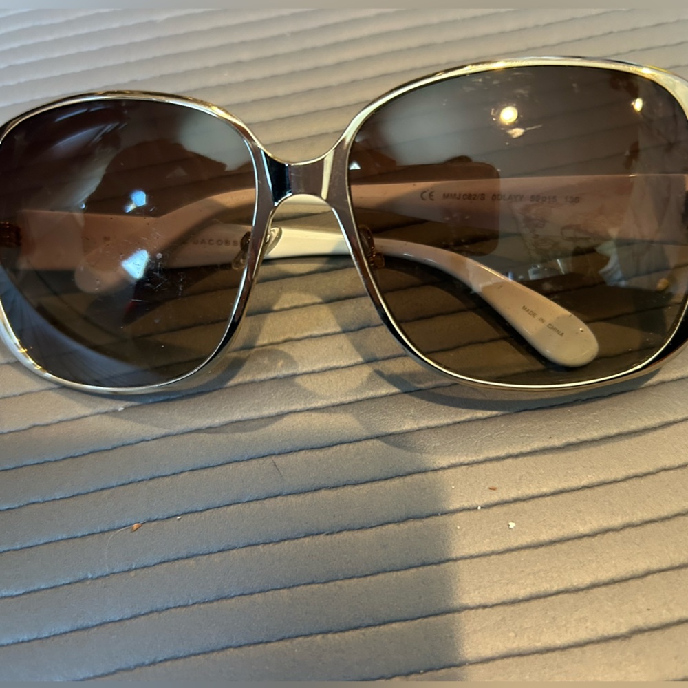 White and gold Marc Jacobs sunglasses